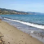 Il Giardino Al Mare Di Anna Apartment